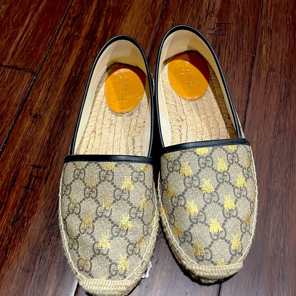 brown gucci spadrilles